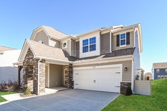 6295 Fairfax Ct in Maiden, NC - Building Photo - Building Photo