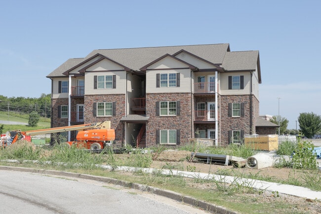 Lynn Oak in Broken Arrow, OK - Foto de edificio - Building Photo