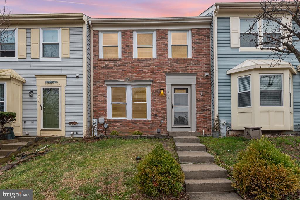 904 Grayson Square in Bel Air, MD - Building Photo