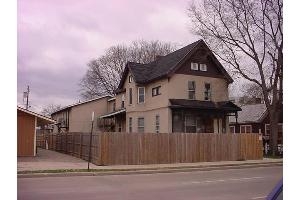 1208 4th St in La crosse, WI - Building Photo