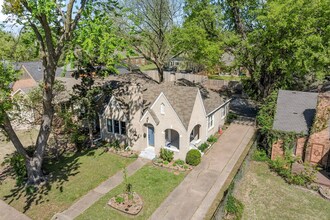 1235 S Atlanta Pl in Tulsa, OK - Building Photo - Building Photo