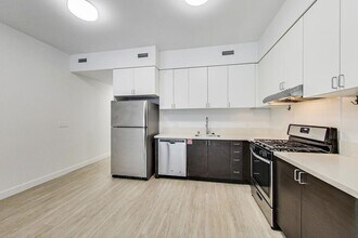 4435 Piedmont Ave in Oakland, CA - Building Photo - Building Photo