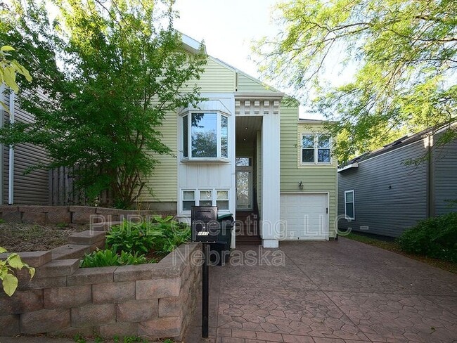 1217 Pierce St in Omaha, NE - Building Photo - Building Photo