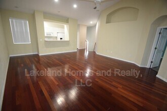 534 Grasslands Village Cir in Lakeland, FL - Building Photo - Building Photo