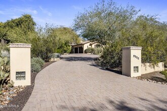 9222 E Rimrock Dr in Scottsdale, AZ - Building Photo - Building Photo