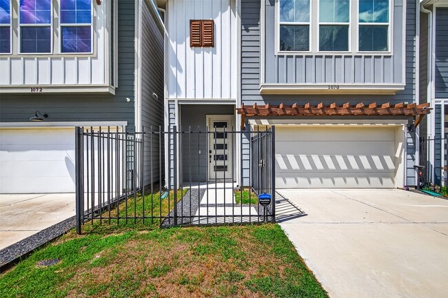property at 1070 Mansfield St