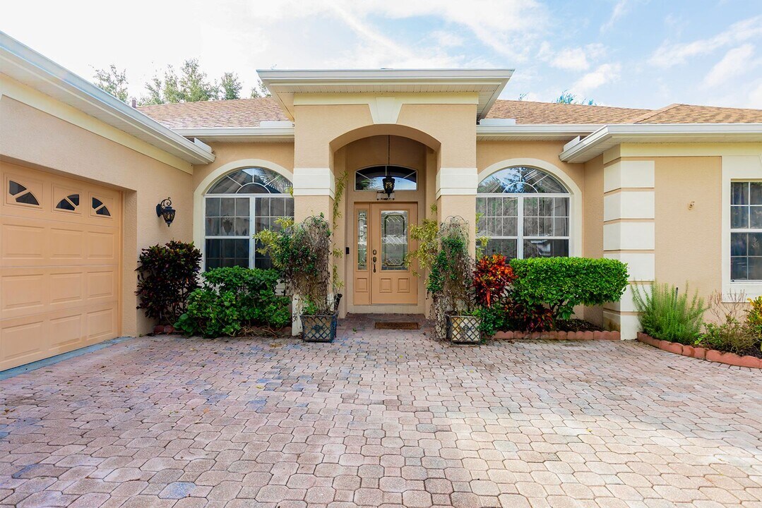 1773 Madison Ivy Cir in Apopka, FL - Building Photo