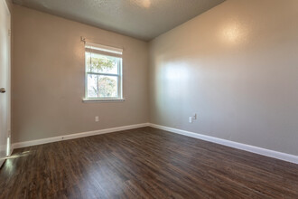 Brandywine Apartments in Prairie View, TX - Building Photo - Interior Photo