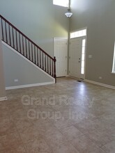 460 S Jade Ln in Round Lake, IL - Building Photo - Building Photo