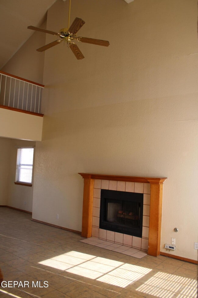 704 Springfire Dr in El Paso, TX - Building Photo - Building Photo
