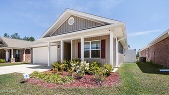 4852 Conner Ln, Unit 01-213 in Panama City, FL - Building Photo