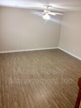 4751 Scepter Way in Knoxville, TN - Foto de edificio - Building Photo