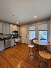 777 E 4th St-Unit -1 in Boston, MA - Building Photo - Building Photo