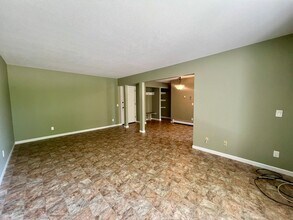 366 Elton Hills Dr NW in Rochester, MN - Building Photo - Building Photo