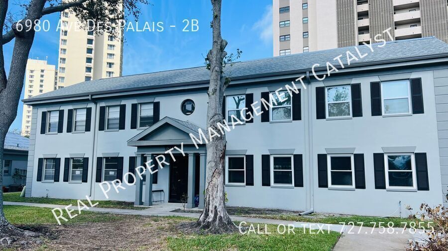 6980 Avenue Des Palais in South Pasadena, FL - Building Photo