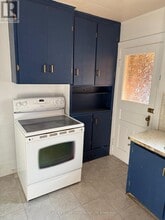 270 Vansittart Ave in Woodstock, ON - Building Photo - Building Photo