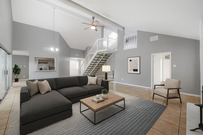 property at 3207 S Greenpark Dr