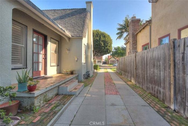 1114 S Birch St in Santa Ana, CA - Building Photo - Building Photo