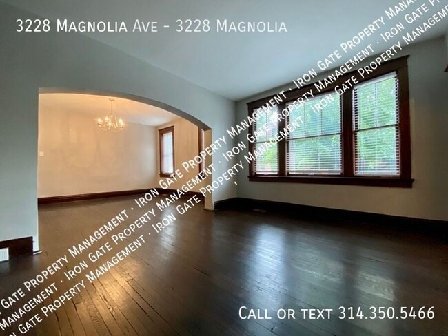 property at 3228 Magnolia Ave