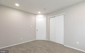 405 Quail Rd in Evesham, NJ - Building Photo - Building Photo