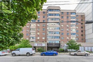 55 Yarmouth St in Guelph, ON - Building Photo