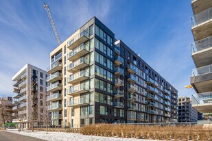 1548 des Bassins in Montréal, QC - Building Photo