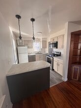 412 Adams Ave in Cuyahoga Falls, OH - Building Photo - Building Photo