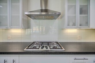 12458 Woodthorpe Ln in Houston, TX - Building Photo - Building Photo