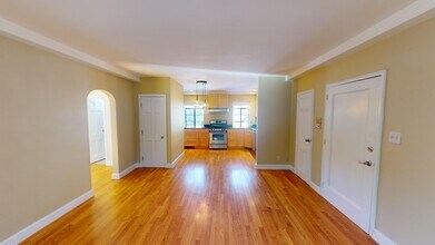 40 Stetson St, Unit 1 in Brookline, MA - Building Photo - Building Photo