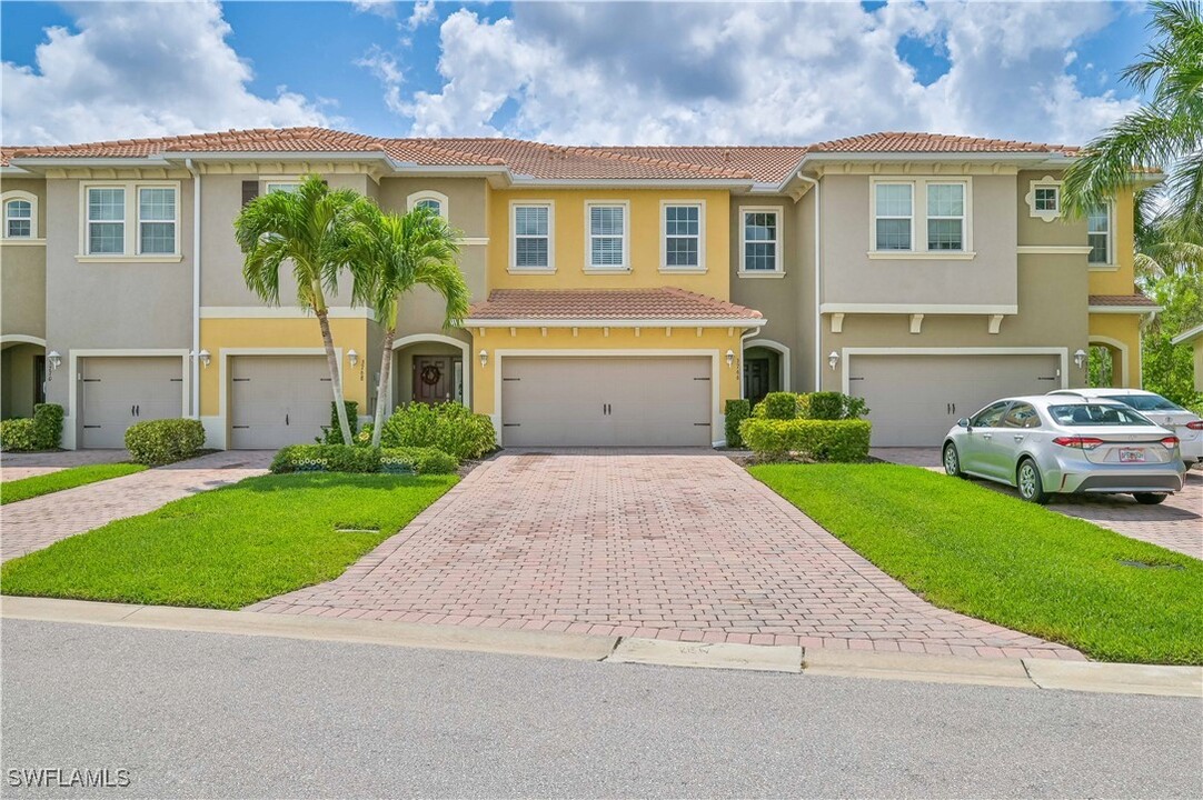 3766 Tilbor Circle in Ft. Myers, FL - Building Photo