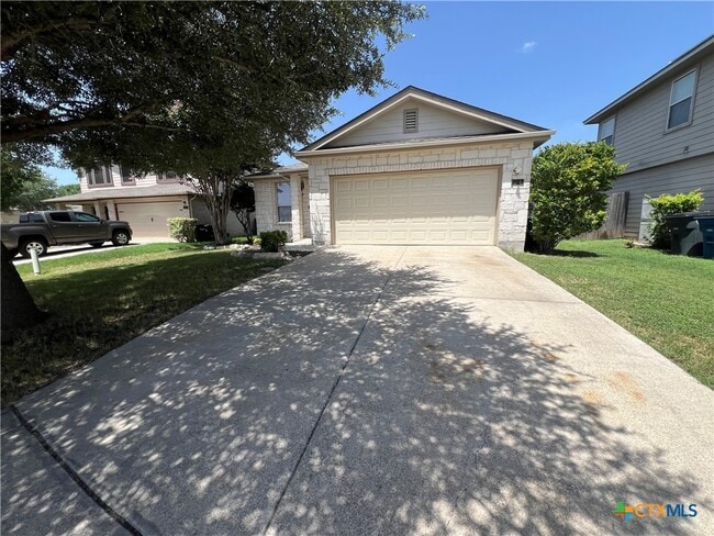 2111 Dodge Dr in New Braunfels, TX - Building Photo - Building Photo