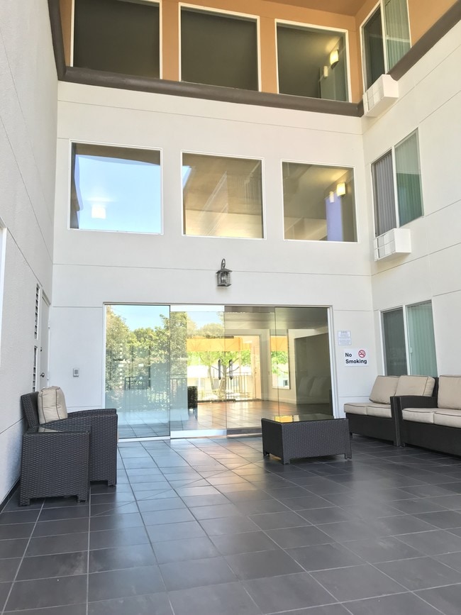 The Luxe in Santa Clara, CA - Foto de edificio - Building Photo