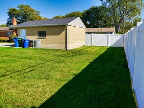 4509 W 102nd St in Oak Lawn, IL - Building Photo - Building Photo