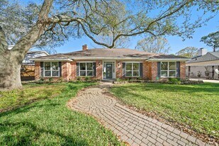 10622 Bordley Dr in Houston, TX - Building Photo
