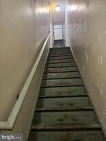 6122 N Broad St in Philadelphia, PA - Building Photo