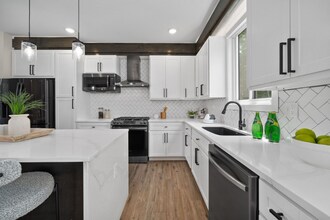 1629 Forest Ave in St. Louis, MO - Foto de edificio - Building Photo