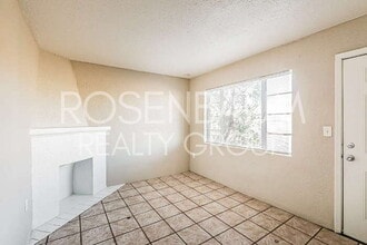 302 W Flores St in Tucson, AZ - Building Photo - Building Photo