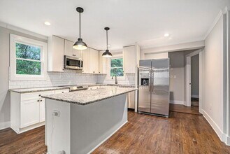 1788 Dodson Dr SW in Atlanta, GA - Building Photo - Building Photo