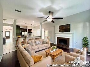 1939 Flint Oak in San Antonio, TX - Building Photo - Building Photo