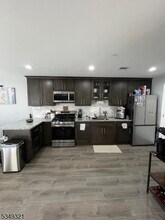307 Caldwell Ave in Paterson, NJ - Building Photo - Building Photo