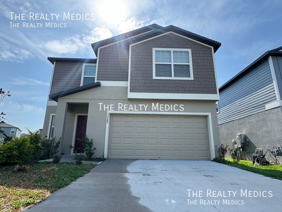 35287 Cassis Path in Zephyrhills, FL - Building Photo