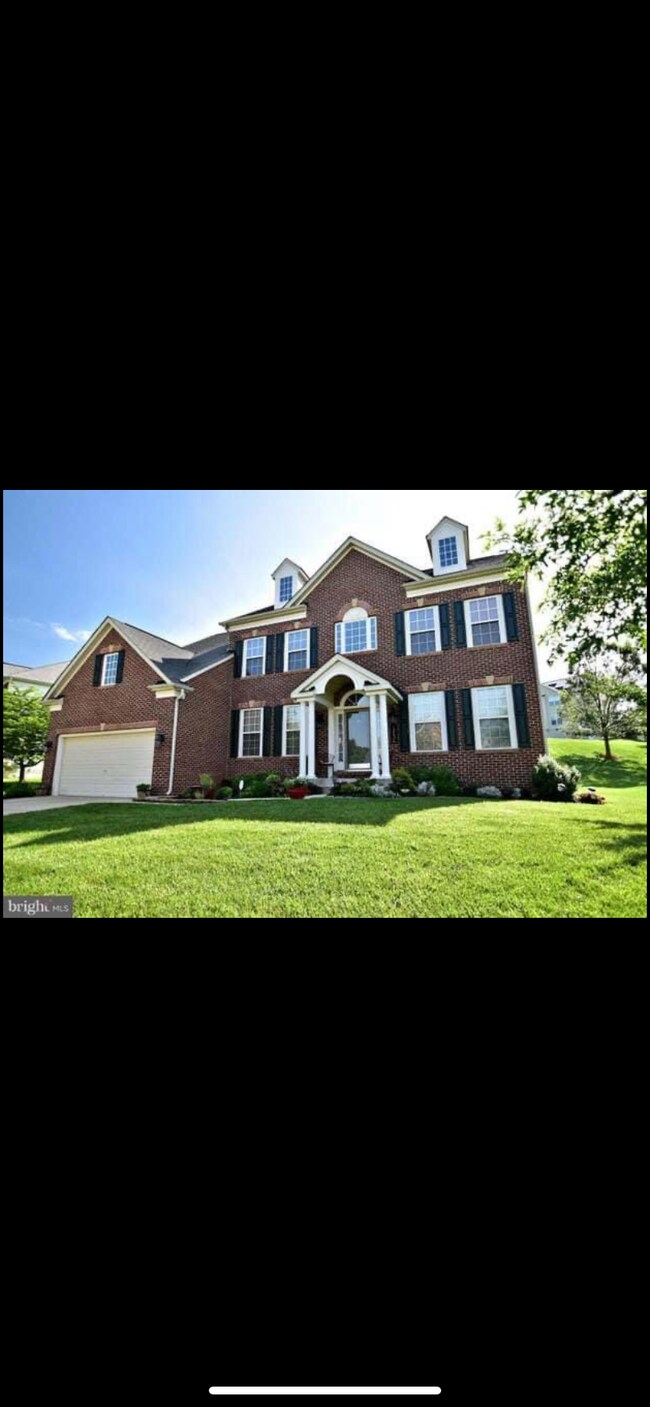 12426 Hillantrae Dr Rentals in Clinton, MD