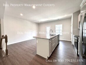 1305 May Apple Dr in Stallings, NC - Building Photo - Building Photo