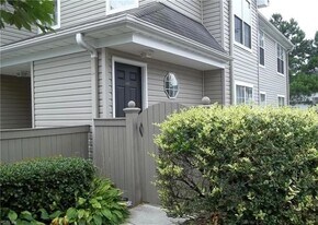 400 Adkins Arch in Virginia Beach, VA - Building Photo