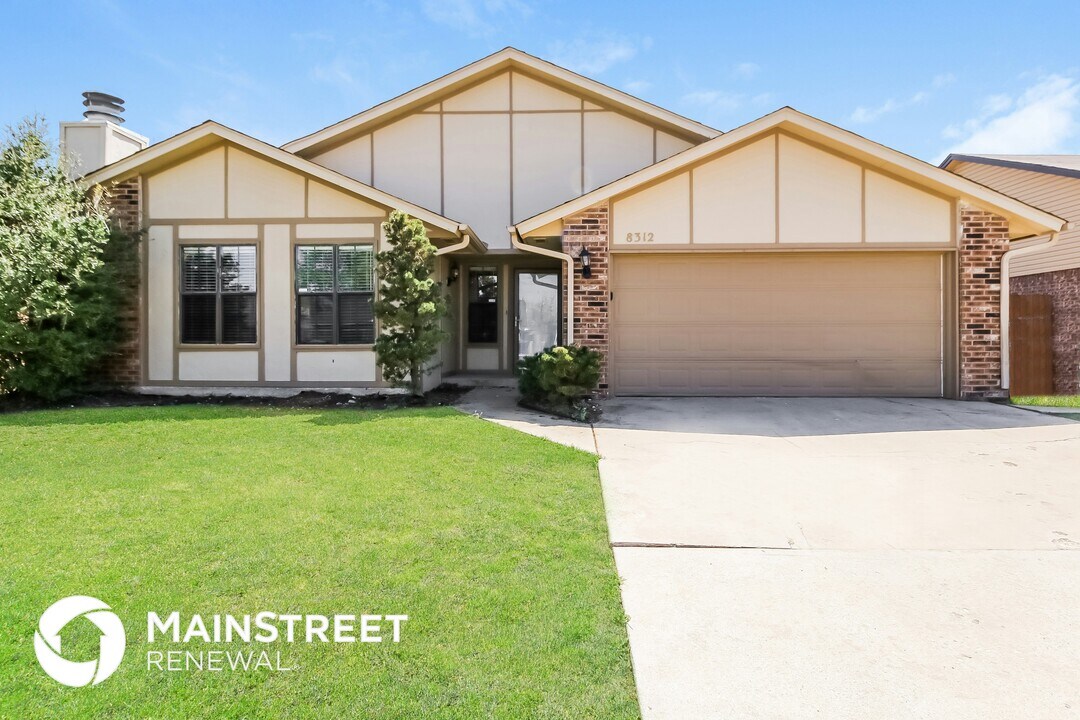 8312 NW 109th Terrace in Oklahoma City, OK - Building Photo