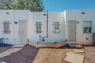 133 48th St SW in Albuquerque, NM - Building Photo - Building Photo