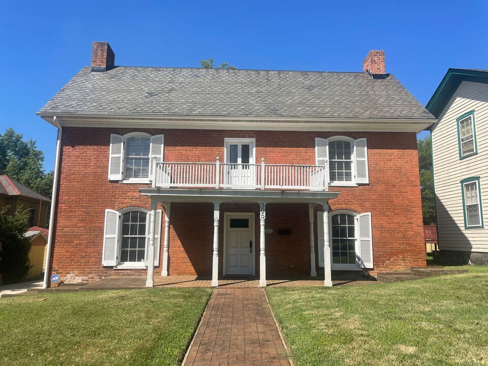 305 Cabell St in Lynchburg, VA - Building Photo