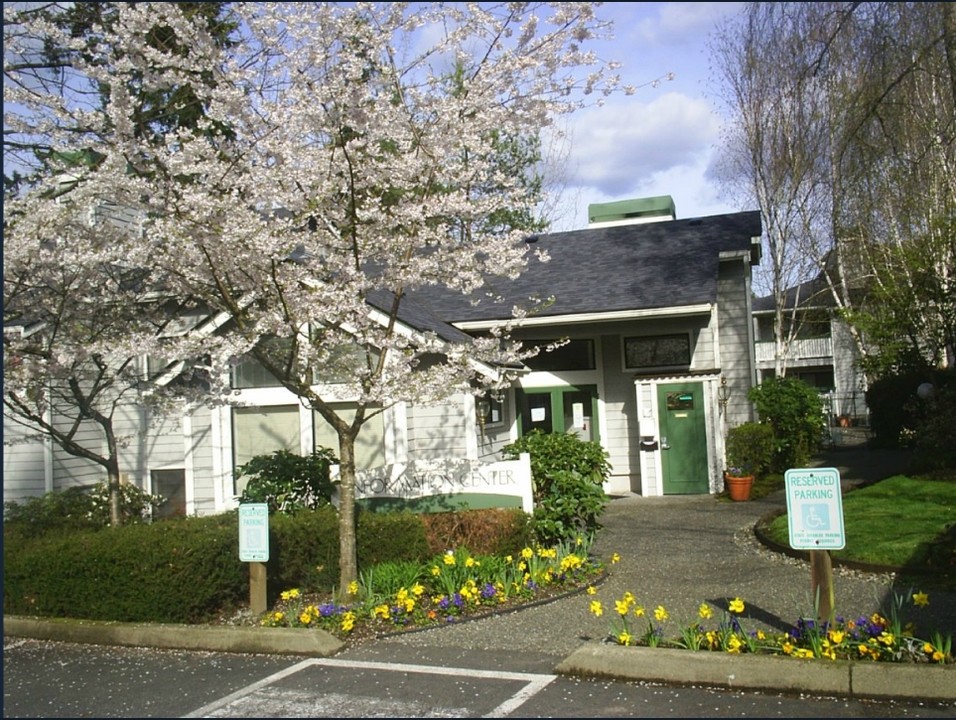 Timberlawn Apartments in Redmond, WA - Foto de edificio