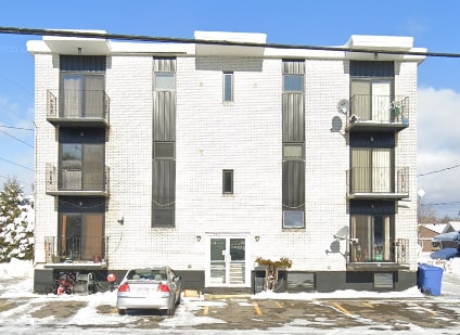 742-742 Everard H Daigle Boul in Grand-Sault, NB - Building Photo