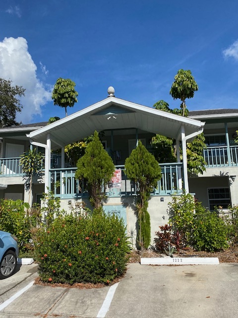 7222 Eleanor Cir in Sarasota, FL - Foto de edificio